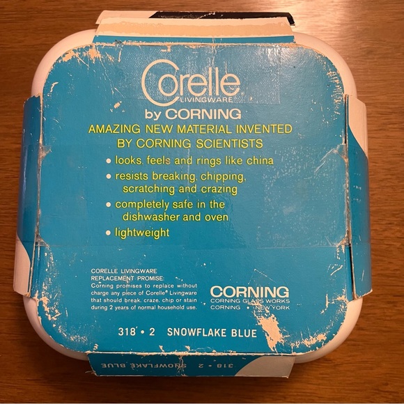 Corelle Snowflake Blue 4 Coffee Cups in Original Box NOS Mid Century USA - Picture 10 of 15